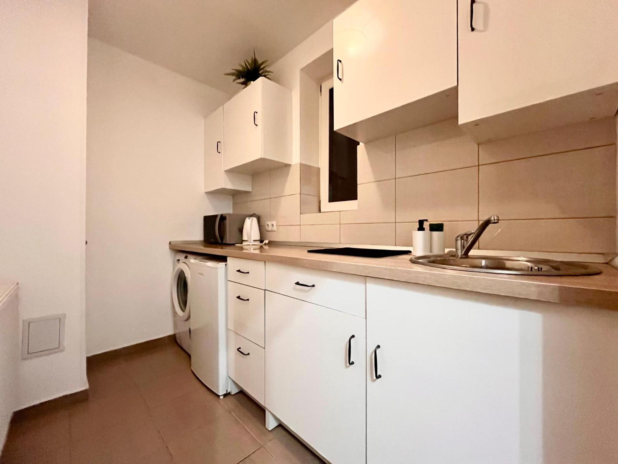 Old Town - Ultra Central Apartment بوخارست المظهر الخارجي الصورة