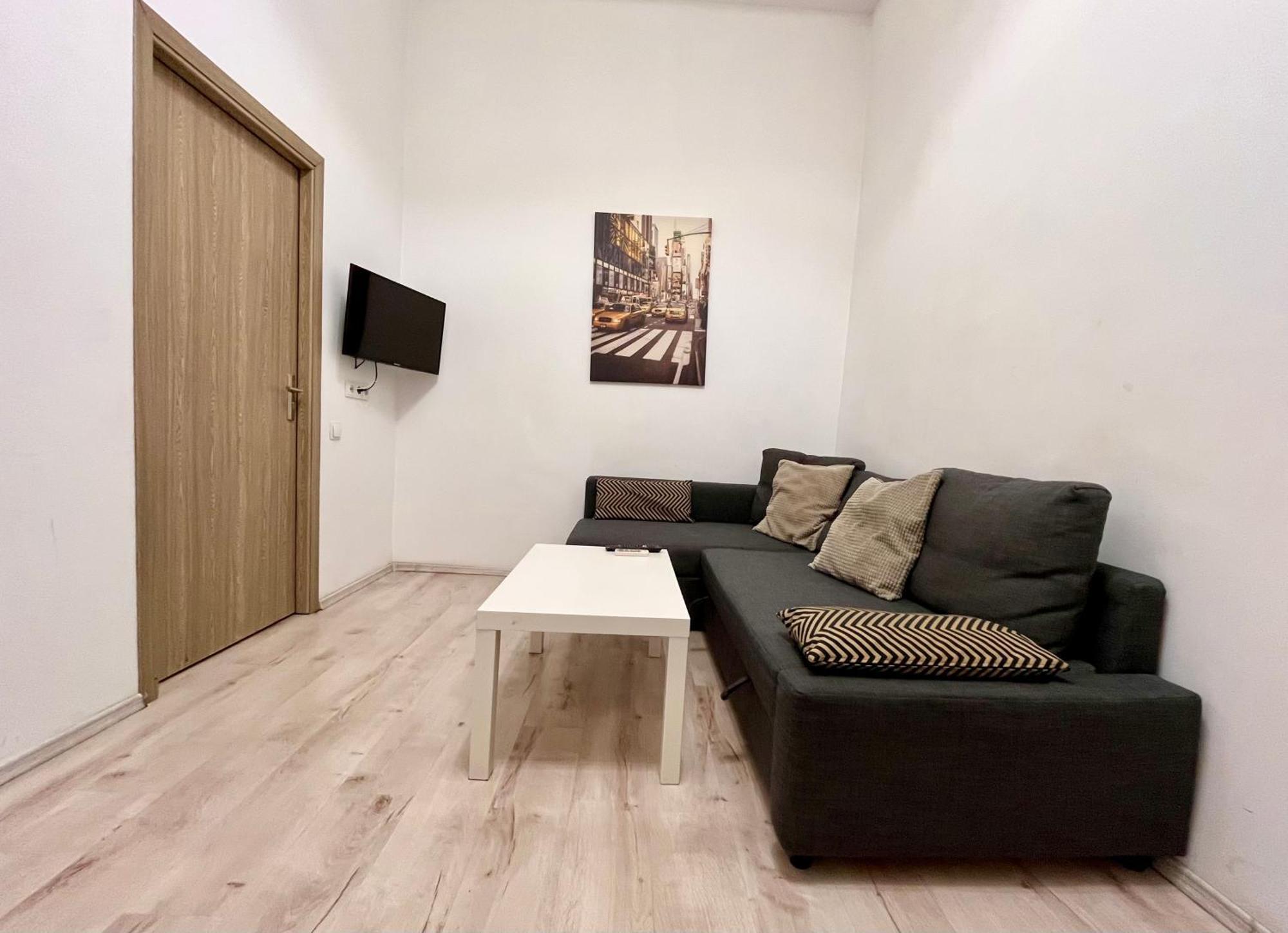 Old Town - Ultra Central Apartment بوخارست المظهر الخارجي الصورة