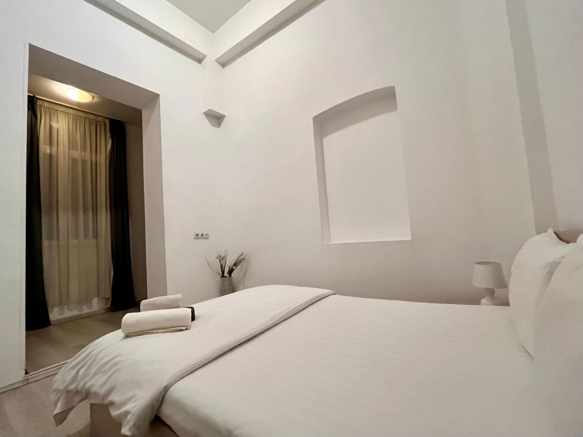 Old Town - Ultra Central Apartment بوخارست المظهر الخارجي الصورة