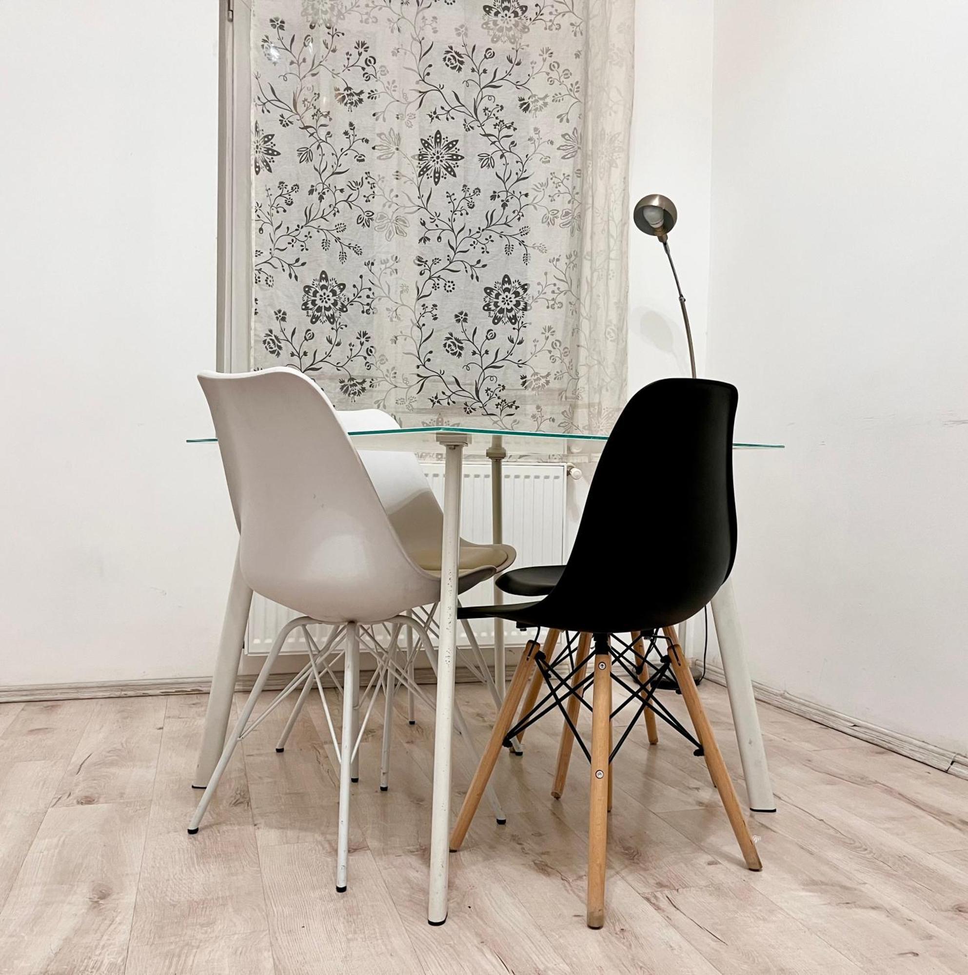 Old Town - Ultra Central Apartment بوخارست المظهر الخارجي الصورة