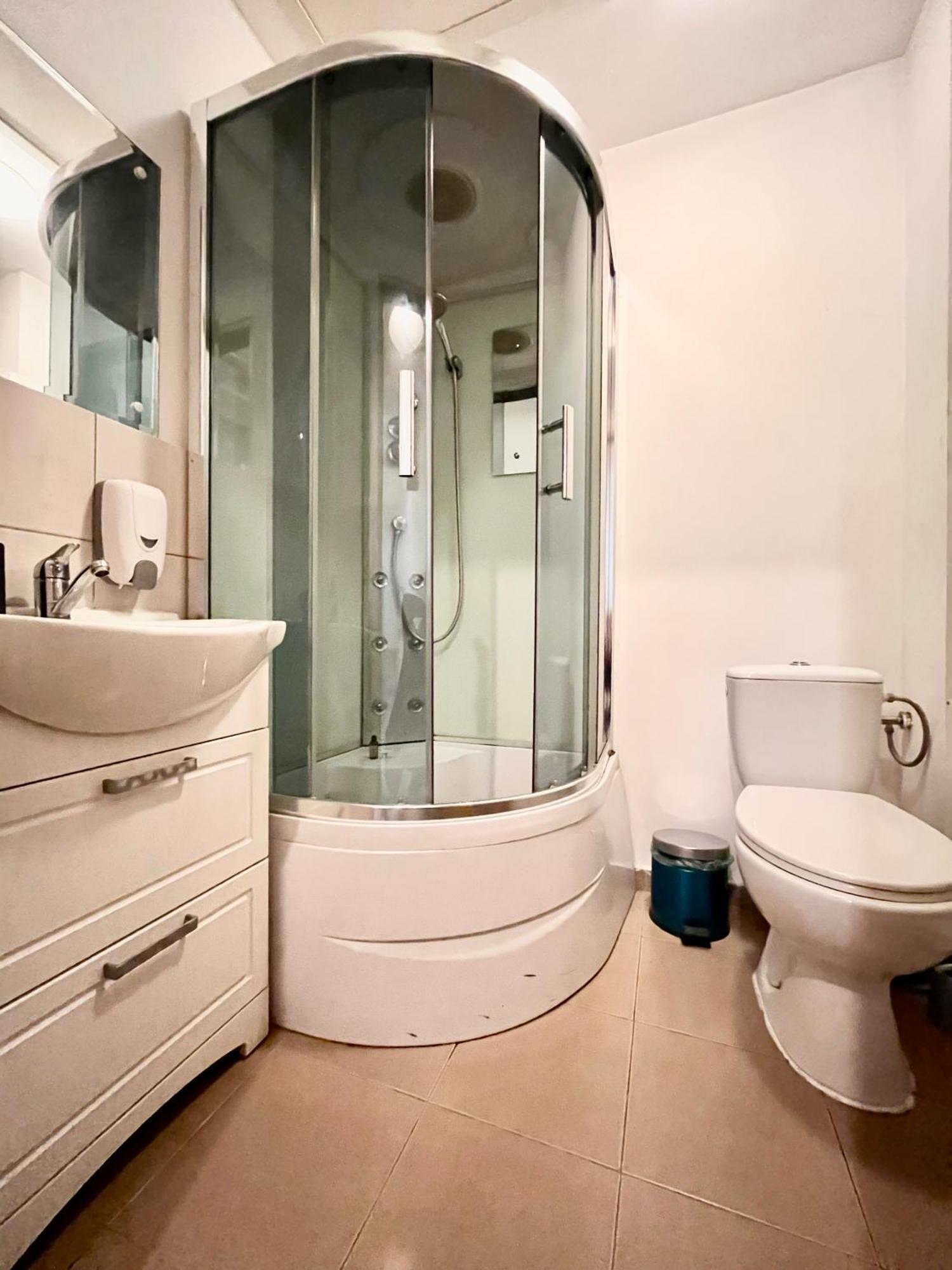 Old Town - Ultra Central Apartment بوخارست المظهر الخارجي الصورة