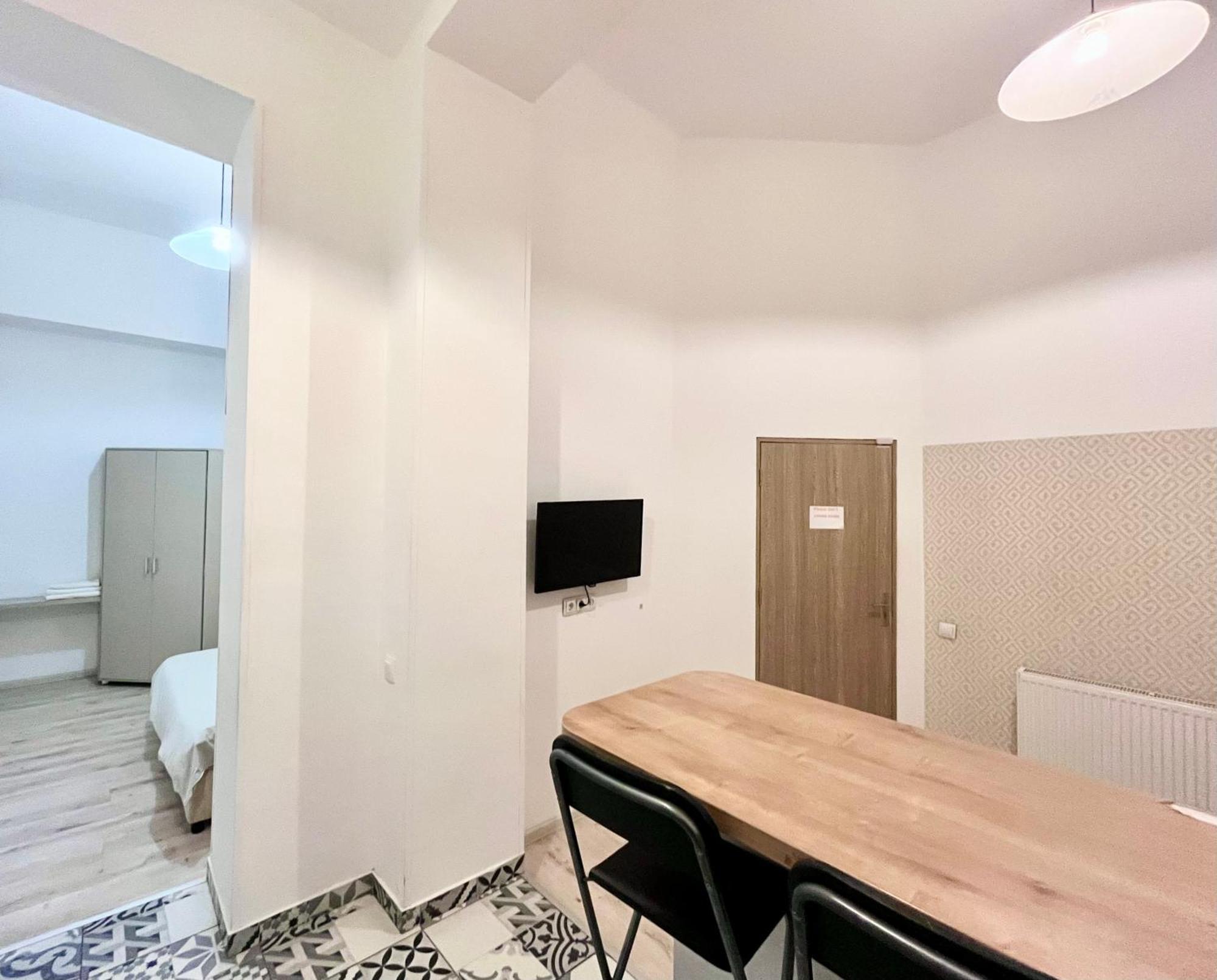 Old Town - Ultra Central Apartment بوخارست المظهر الخارجي الصورة